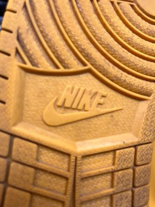 Zapatillas Nike Air Jordan 1 Amarillo/Negro