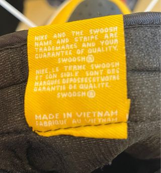 Zapatillas Nike Air Jordan 1 Amarillo/Negro