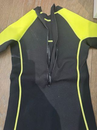 Neopreno infantil manga corta, talla 8/9