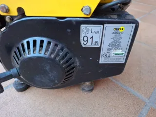 Generador Eléctrico GENYX G800-2 720W