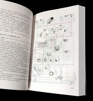 TRACTORES Y MOTORES AGRICOLAS. MECANICA.