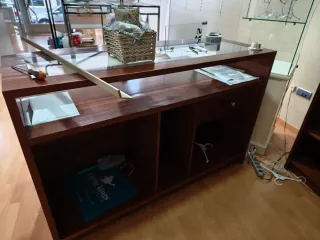Mostrador Tienda Little Kings