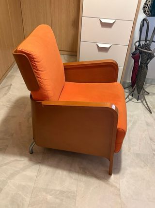 Sillón butaca naranja y madera