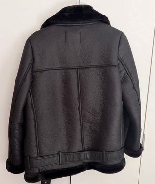 Chaqueta negra de aviador con forro