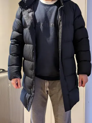 Abrigo plumífero negro 3/4