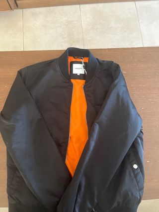 Chaqueta Bomber Jack & Jones Negra Cremallera Plat