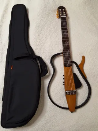 Guitarra Yamaha Silent SLG110N