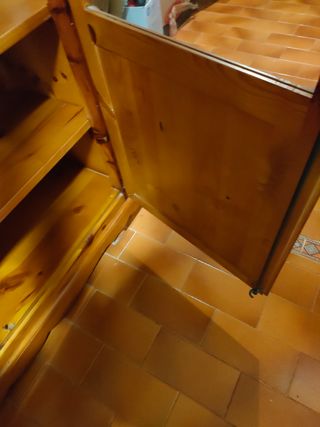 Vitrina de madera maciza 2 03x1 46x43