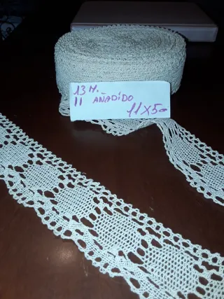 13mts x6 de ancho. Puntilla encaje beige