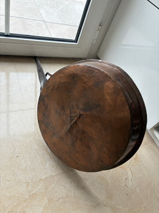 Sartén antigua cobre y hierro fundido