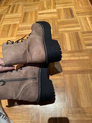 Botas militares con plataforma