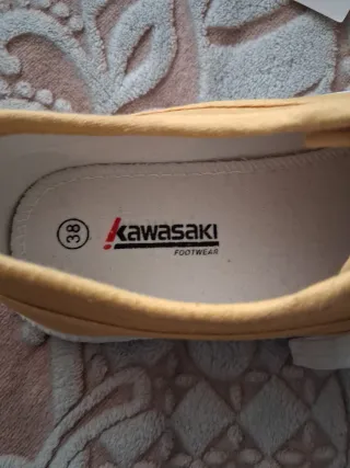 Zapatillas Kawasaki Amarillas