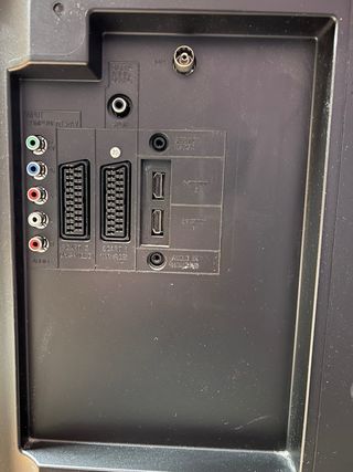 TV Sharp Aquos de 32 pulgadas. Excelente Estado