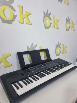 Teclado Yamaha 09758