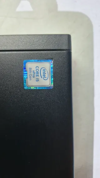 Mini PC Lenovo completo pantalla teclado y ratón