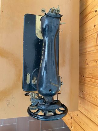 Máquina de coser Singer antigua