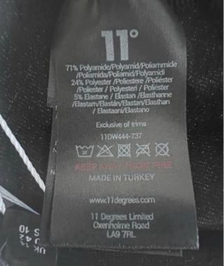 Talla 42. Crop Top ELEVEN DEGREES