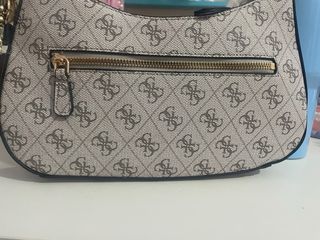 Bolso Guess Monogram Beige y Marrón