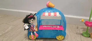 Lote Enchantimals: Casa Árbol+Coche+Muñeca+Animal