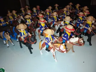 Lote Playmobil Caballeros Nordiatas