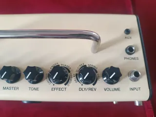 Amplificador Yamaha THR5 v2 Beige