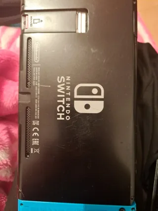 Lote Consolas PS4, Switch y Accesorios