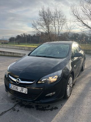 Opel Astra 2015