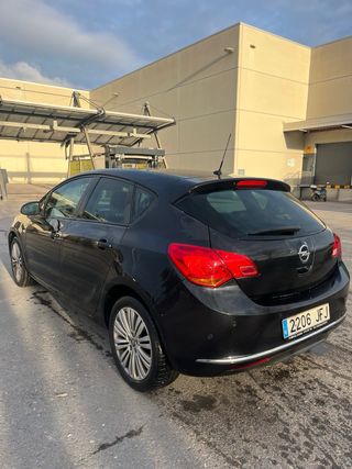 Opel Astra 2015