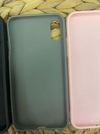 Lote 4 Fundas iPhone S/XS + de regalo