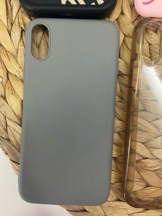Lote 4 Fundas iPhone S/XS + de regalo