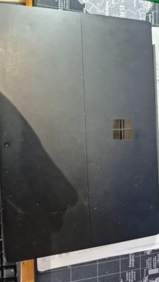 Microsoft Surface Pro 6 i7 8GB RAM 238GB SSD