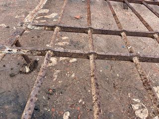 Reja antigua de hierro forjado