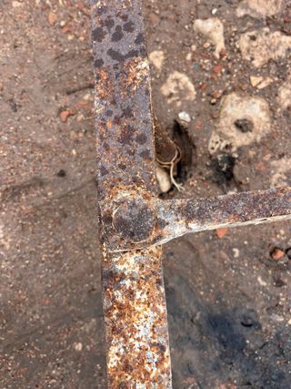 Reja antigua de hierro forjado