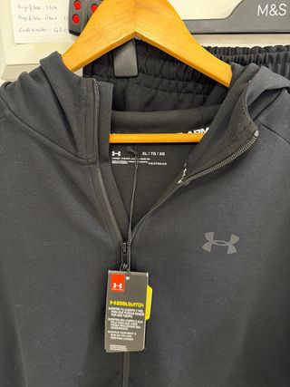 Conjunto Under Armour Negro Talla XL