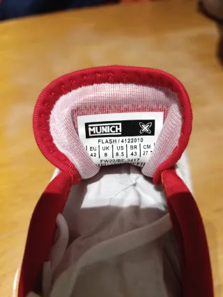 Zapatillas Munich Talla 42 Blancas y Azules