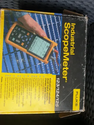 Oscilloscopio Multimetro Fluke Industrial ScopeMet