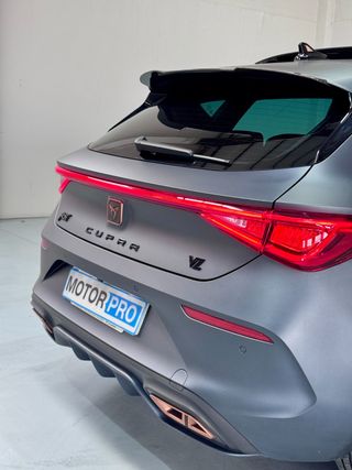 CUPRA León VZ CUP 1.4 e-Hybrid 180kW DSG (Azul)