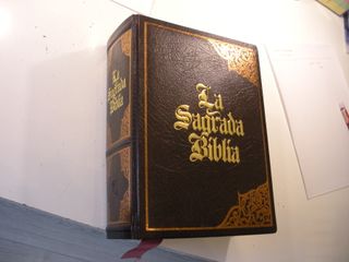 la sagrada biblia