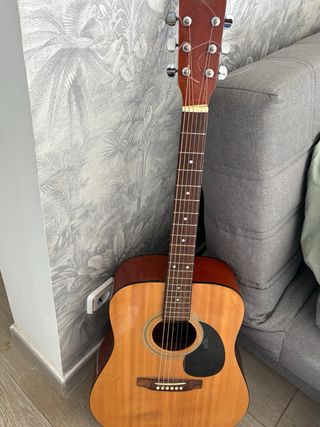 Guitarra Acústica Marrón