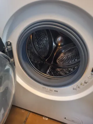 Lavadora Hisense 8kg Inverter Steam