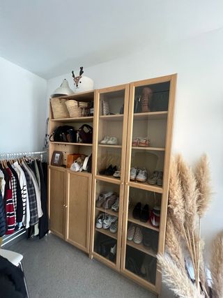 Estanterías Billy madera y cristal