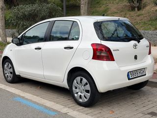 Toyota Yaris 61.000km !!!