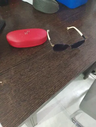 Gafas CH Originales + Funda Roja