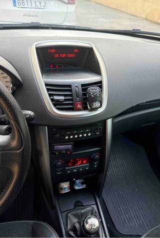 Peugeot 207 SW Outdoor 1.6 VTi 16v 120