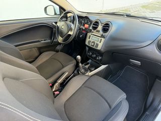 Alfa Romeo MiTO 2012