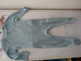 Pijama bebé rayas azul talla 18