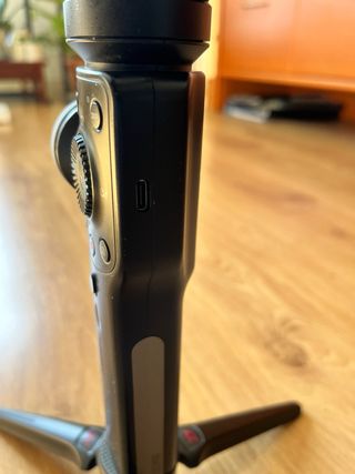 Gimbal Zhiyun Smooth 4 para smartphone