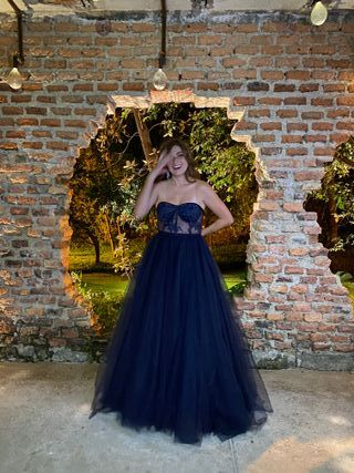 Vestidos de noche, novias y quinceañeras