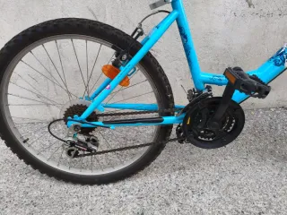 Bicicleta niña azul