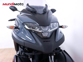 YAMAHA TRICITY 300